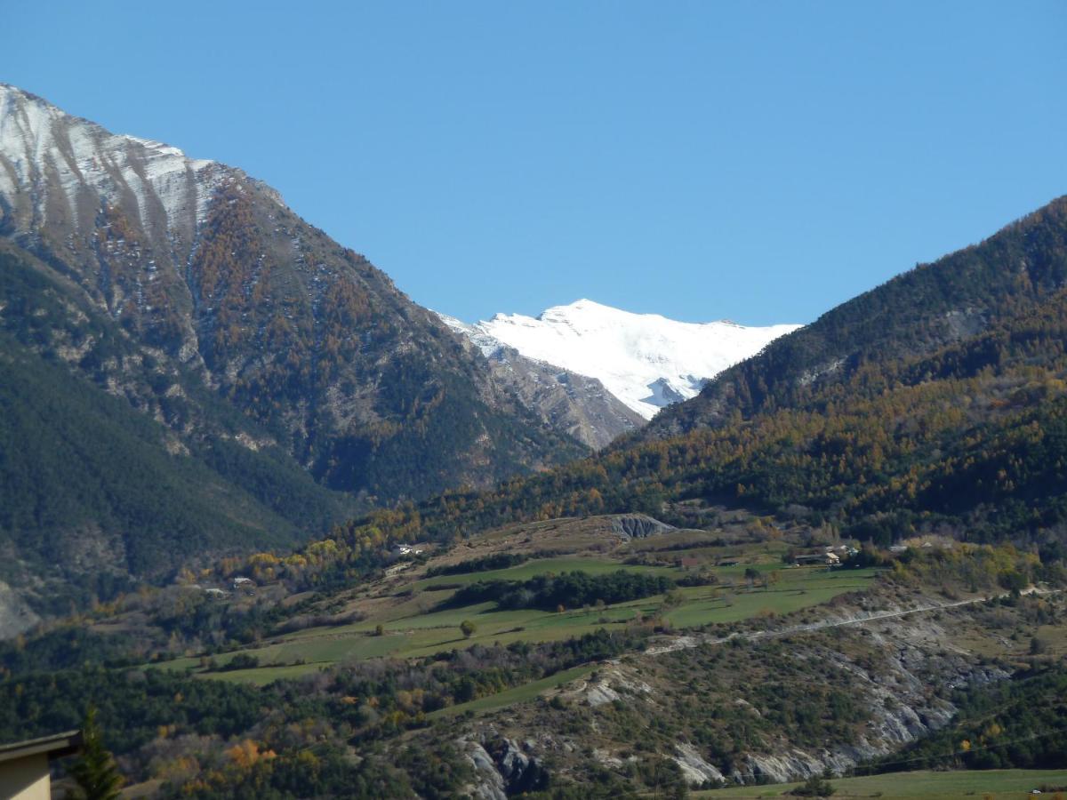 Vue Sur Les Montagnes Apartment Embrun ภายนอก รูปภาพ