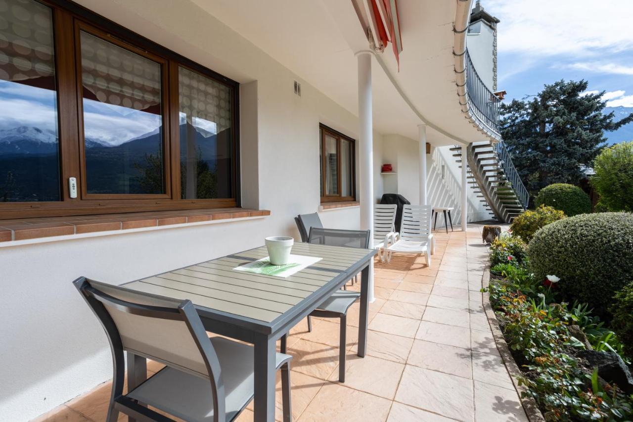 Vue Sur Les Montagnes Apartment Embrun ภายนอก รูปภาพ